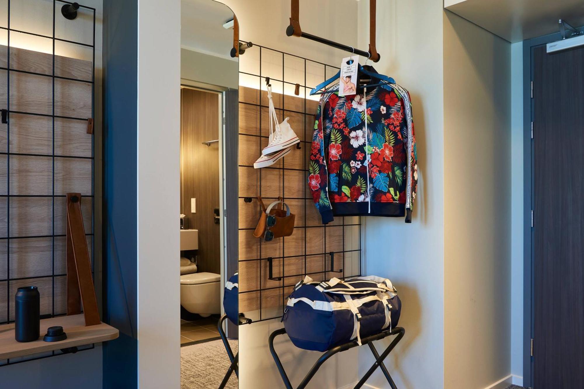 Moxy Birmingham Nec Hotell Bickenhill Exteriör bild